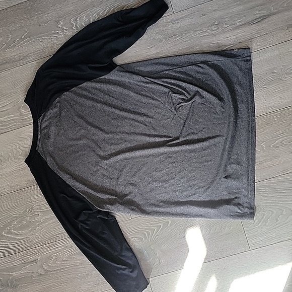 Nike Yankees MLB Shirt - Picture 2 of 5